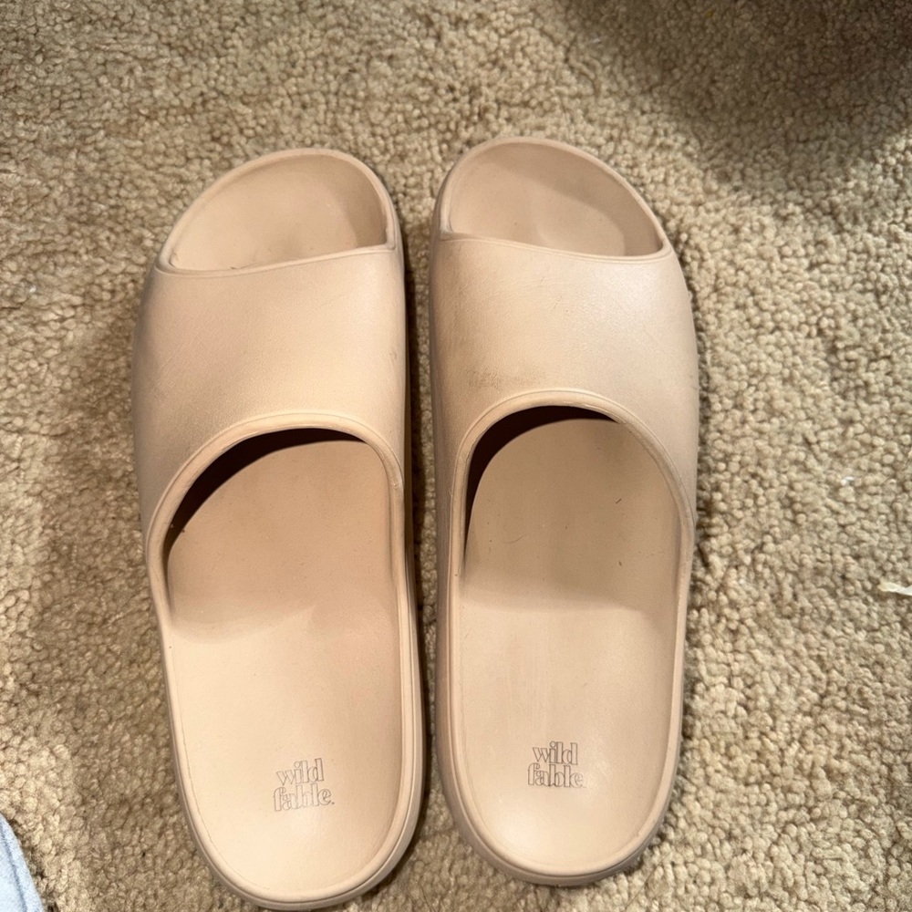 Wild Fable Cream Slide Slippers women’s sz 8 - Picture 4 of 5